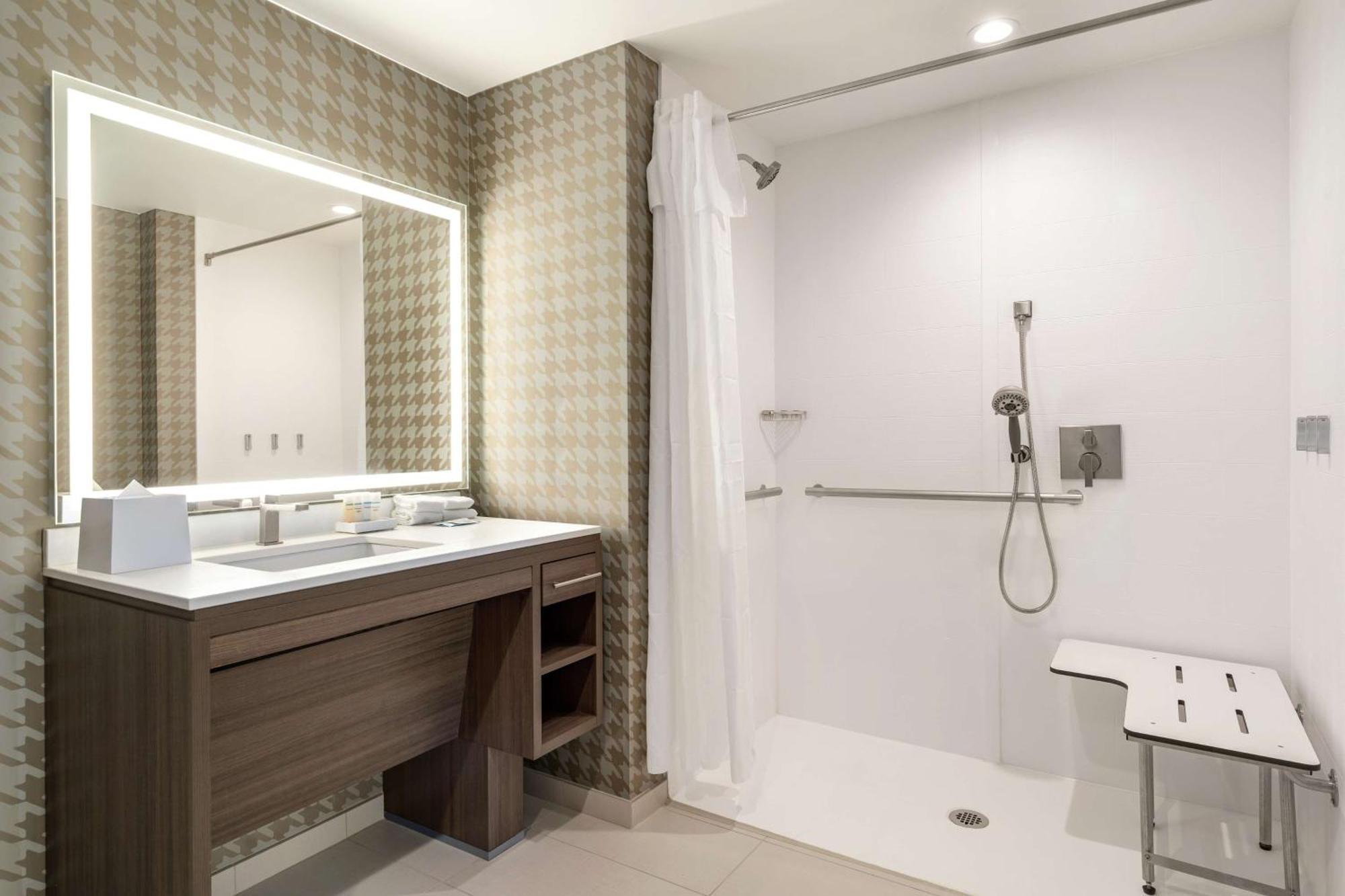 Home2 Suites By Hilton Woodland Hills Los Angeles Exterior foto